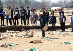 경주 월성(月城) '통일신라 후기의 관청지 건물지군(群)' 확인