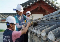 신라문화원 문화재돌봄사업단, 발바른 피해 문화재 복구 '구슬땀'