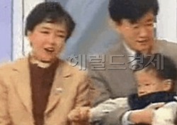 손석희 JTBC사장, 과거 두 아들과 ‘뽀뽀뽀’ 출연 ‘특급 희귀!!!’