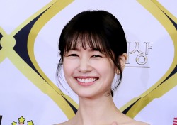 [V포토] 정소민, 애봉이의 귀여운 하트 (KBS 연예대상)
