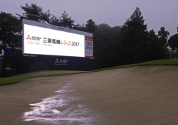 태풍으로 일본 남녀 골프대회 2주 연속 파행
