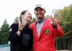 일본 골프투어에 상금왕 부부 탄생할 듯