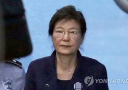 박근혜 국선변호인, 3명인 이유