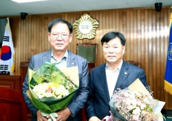 8대 영주시의회 의장 이중호 의원, 부의장 김병기 의원 선출