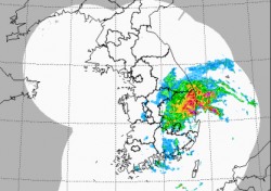 태풍 '프란시스코' 열대저압부로 약화…경북 동해안 많은 비 예상