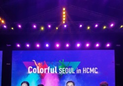 'K-트로트 전도사' 박주희, 베트남서 한국가수 대표 행사 참석