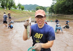 제7회 선바위 메기축제 '성료'