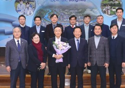 영와 '서울의 봄' 주연 배우 이성민, 봉화군 홍보대사 됐다