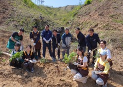 한국농어촌공사 경북본부, 울진 산불피해지역 밀원수림 조성 행사 참석