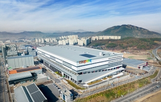 US ambassador visits Coupang fulfillment center in Daegu