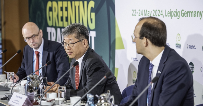 [From the Scene] Global transport leaders call for greener moves