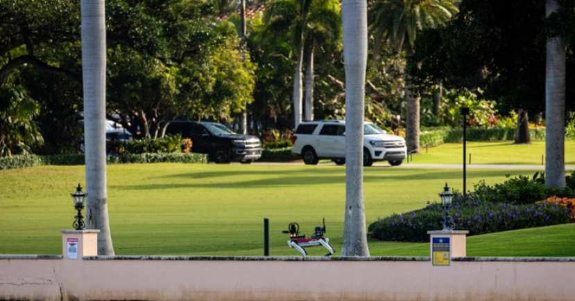 Boston Dynamics robot dog joins Trump’s security detail