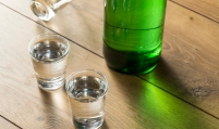 [Weekender] Why soju price hikes are causing Koreans so much anguish