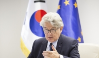 [Herald Interview] EU seeks cooperation with South Korea to de-risk from China amid supply chain woes