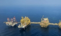 Hanwha Ocean's fixed platfrom achieves early oil production