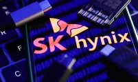 SK hynix becomes first to mass produce HBM3E chips