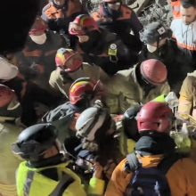 Korean rescuers free 3 more survivors