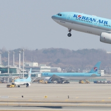 Britain OKs Korean Air-Asiana Airlines merger