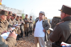 NK leader reemerges after 20-day absence amid rumors over his health