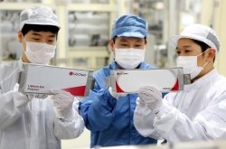 [Tech Read] China looms over Korea (3): Quality vs. price? Battle of batteries