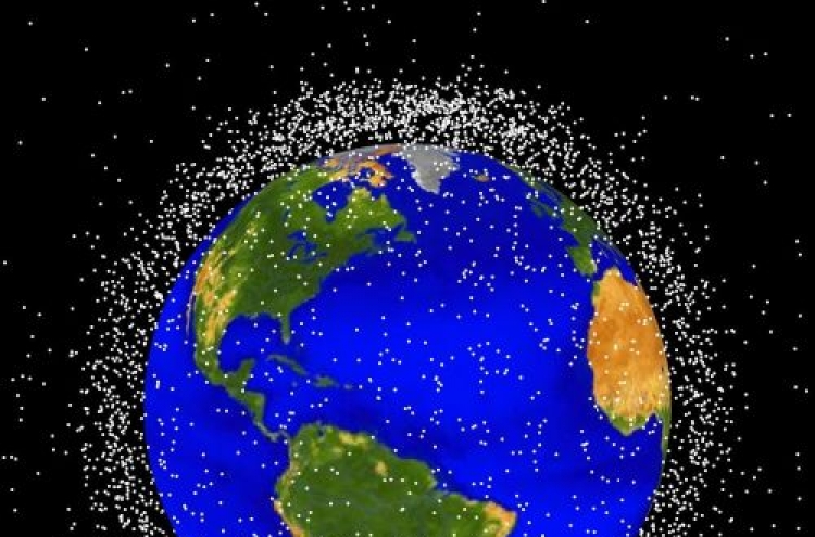 Fishing net firm to help trawl for space debris