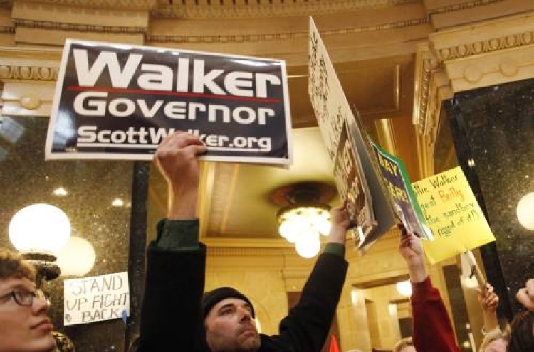 Wisconsin lawmakers take up bill to cripple unions