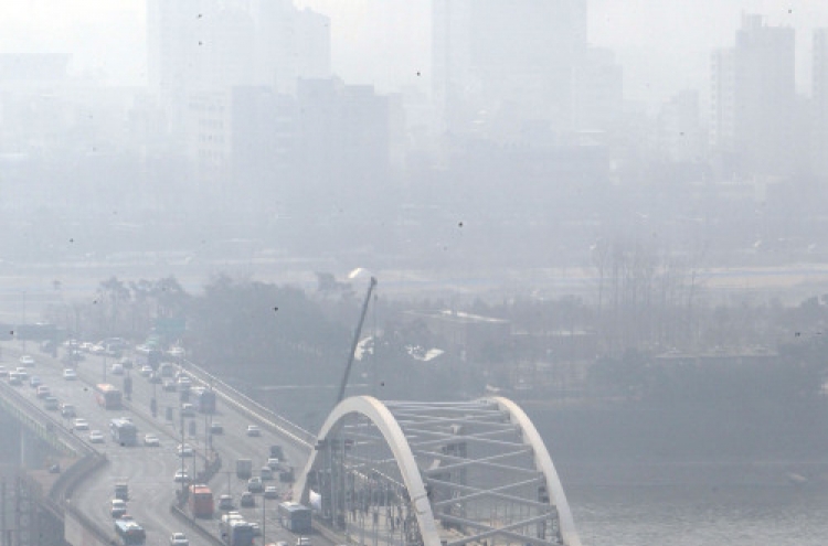 Construction resumed for curved bridge