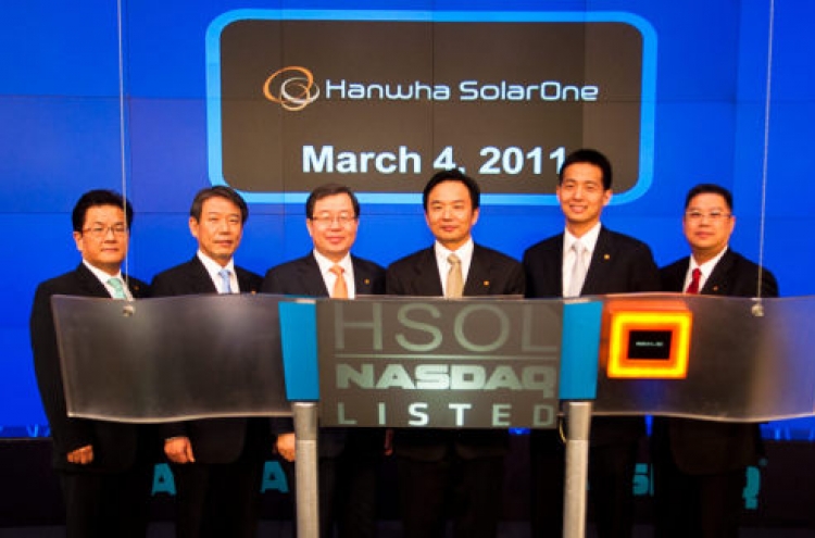 Hanwha SolarOne gets new start on NASDAQ