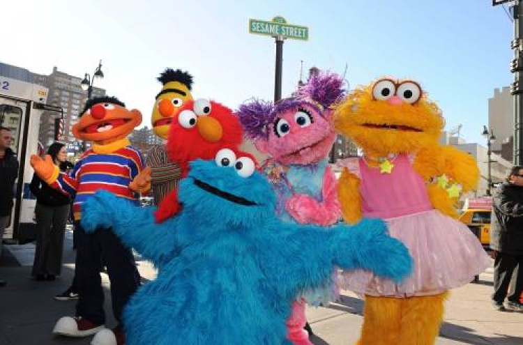 Sesame Street beams American dream to Pakistan