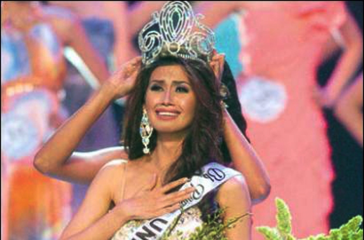 Miss Philippines is also board topnotcher