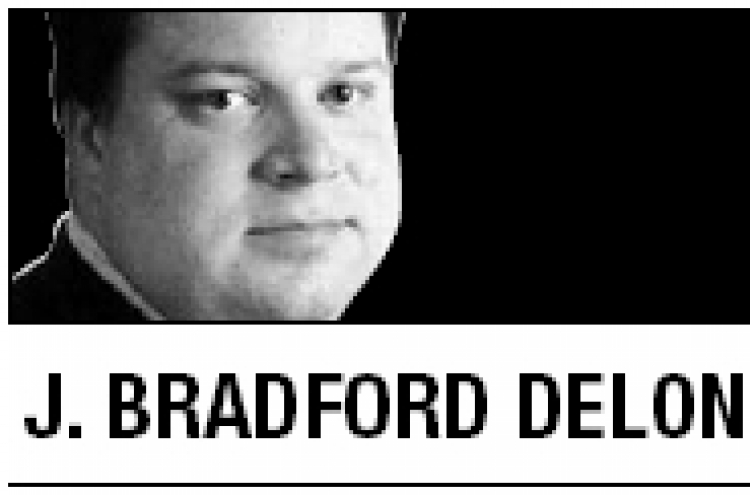 [J. Bradford DeLong] Economics profession faces a crisis