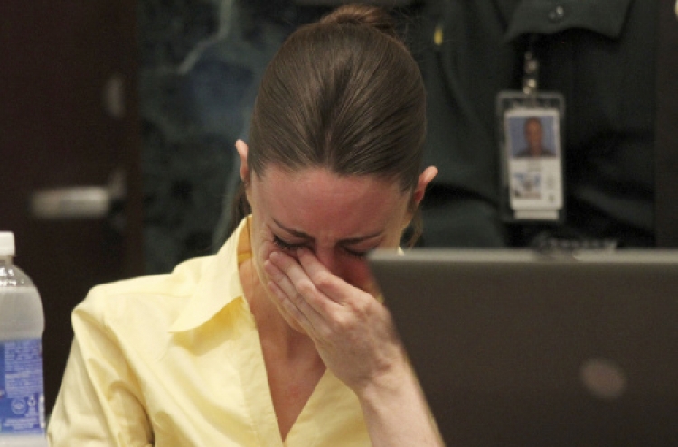 Casey Anthony weeps as prosecutor calls her a liar
