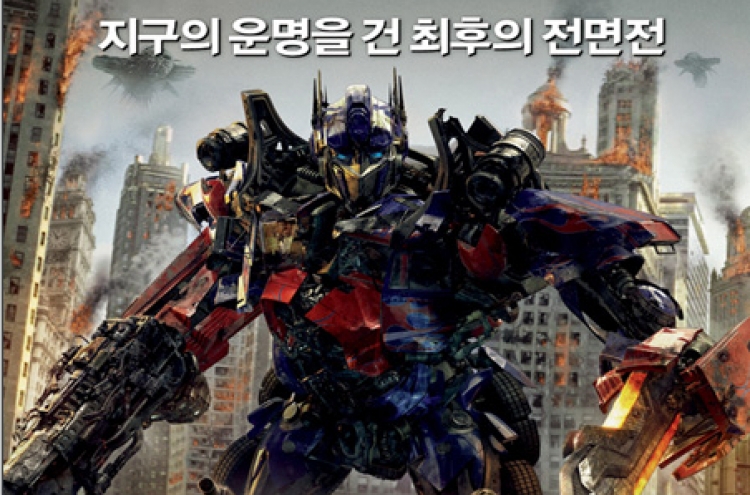 'Transformers' shape up with year's best weekend