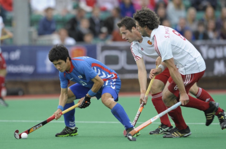 Korea ends England hopes in field hockey