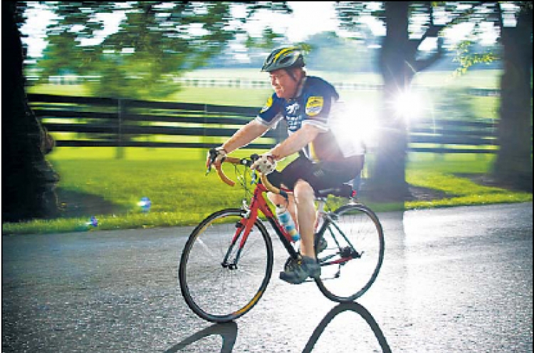 Once 420 pounds, man cut his weight in half by cycling