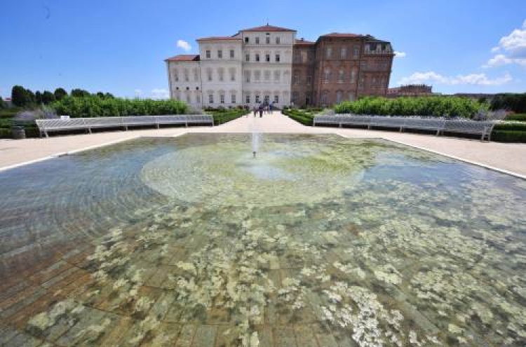 A palace for hire as Italy tightens in economic slump