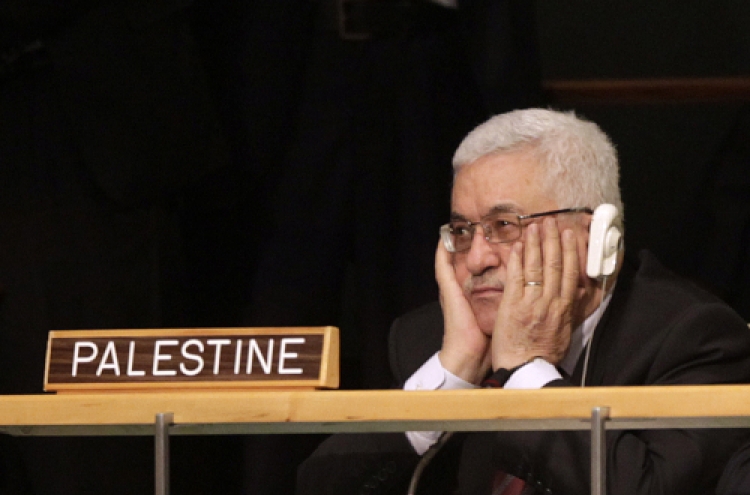 U.S. presses Abbas to drop U.N. bid