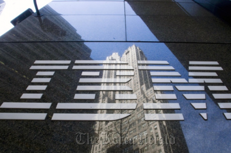 IBM tops MS for first time in 15 years