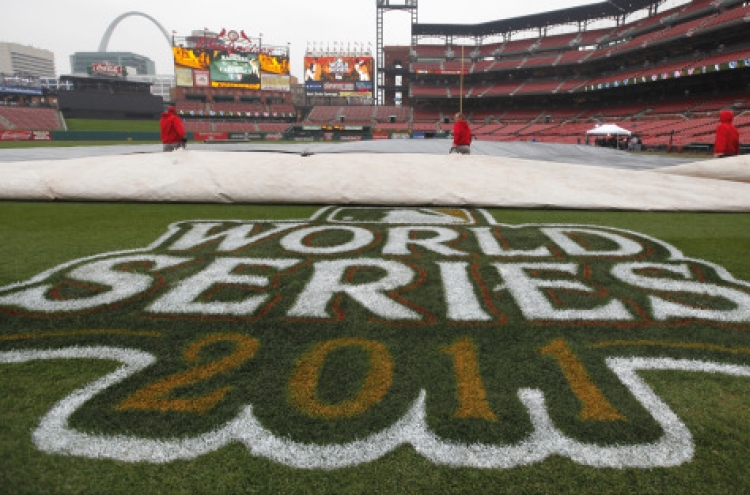 Game 6 postponed by rain forecast