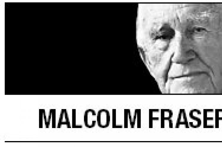 [Malcolm Fraser] Commonwealth’s lost opportunity