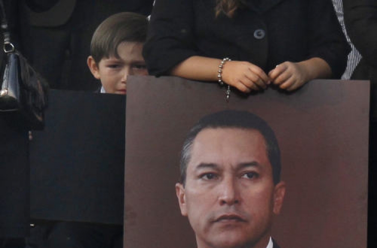 Loss of No. 2 official will not change Mexico’s drug war