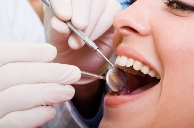 Professionally cleaned teeth may be weapon against heart disease