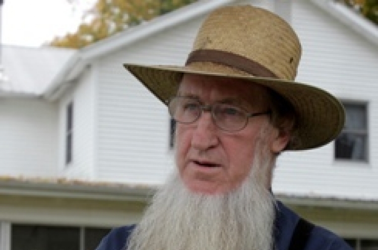 FBI arrests 7 in Amish haircut attacks in US