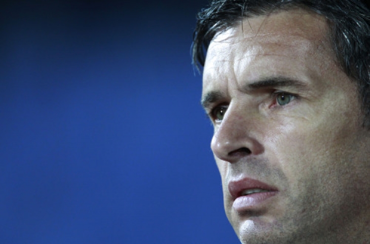 Wales football manager Gary Speed dies aged 42