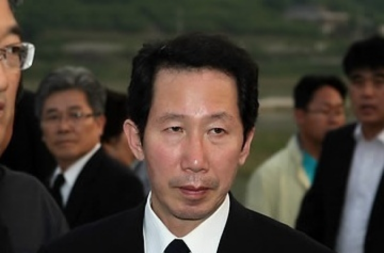 Ex-dissident and minister Kim Geun-tae dies at 64