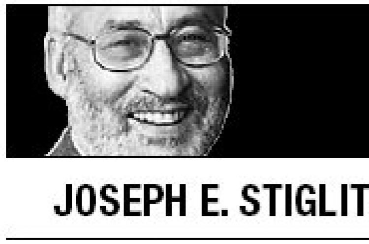 [Joseph E. Stiglitz] The perils facing global economy