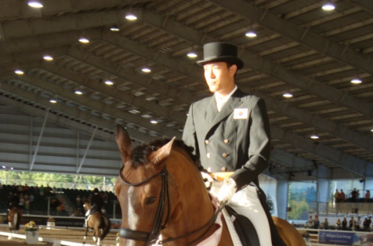 Kim breaks Korean equestrian record in Florida