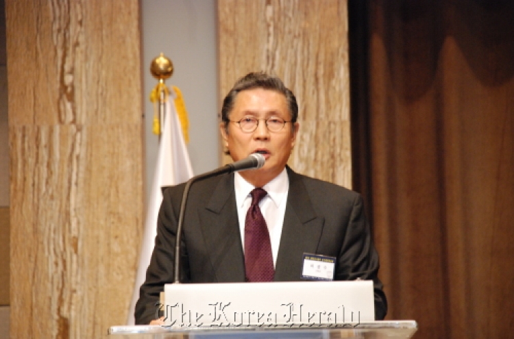 Hur elected new chairman of Korea Golf Association