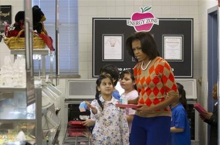 More veggies, whole grains at school