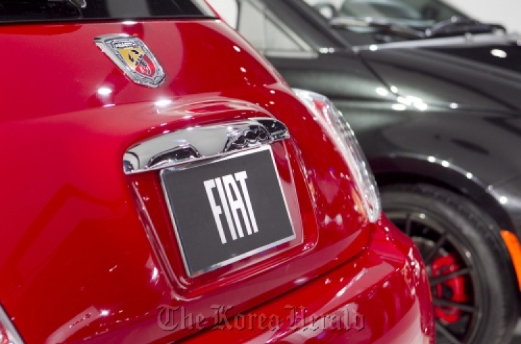 S&P threatens Fiat downgrade on weak auto market